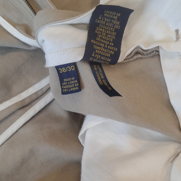 Ralph Lauren Men's Khaki Chinos Size 36x30 Classic Fit - Picture 3 of 10